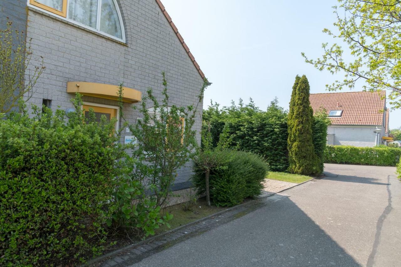 הוילה ברסקנס Twee-Onder-Een-Kapvakantiewoning Met Ruime Tuin - Fort Soleil 17 מראה חיצוני תמונה